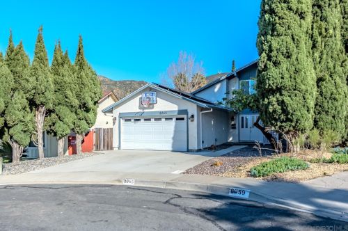 8065 El Extenso Ct, San Diego, CA 92119-1133