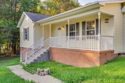 1253 Iron Bridge Rd, Columbia, TN 38401-8011