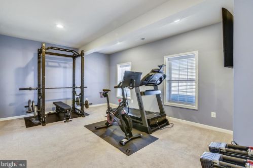 21099 Honeycreeper Pl, Leesburg VA exterior