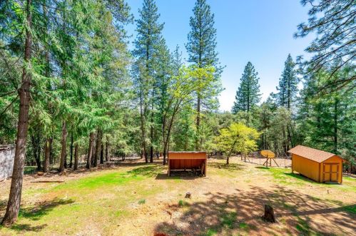 6279 Green Leaf Ln, Michigan Bluff CA  95631-9617 exterior