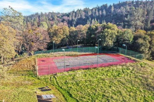 13940 Lodestar Dr, Grass Valley CA  95949-8362 exterior