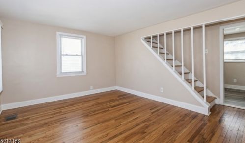 328 Jouet St, Roselle, NJ 07203-2122