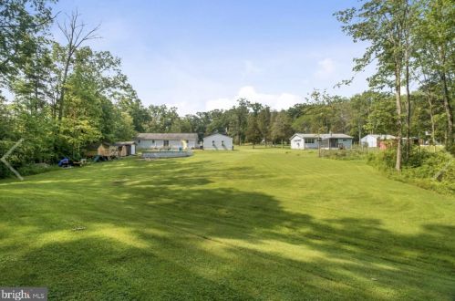 243 Fulmer Rd, Perkiomenville, PA 18074-9739