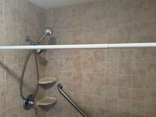 1913 Fairway Dr, Springfield OH 45504-1218 exterior