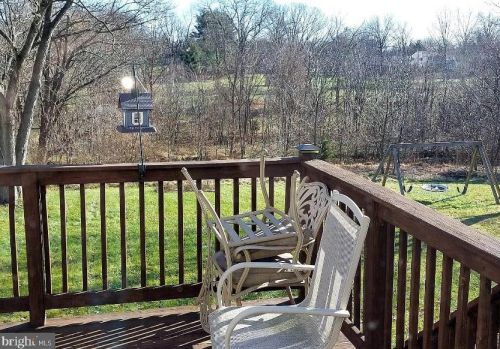 367 Indian Crest Way, Harleysville PA  19438-1827 exterior