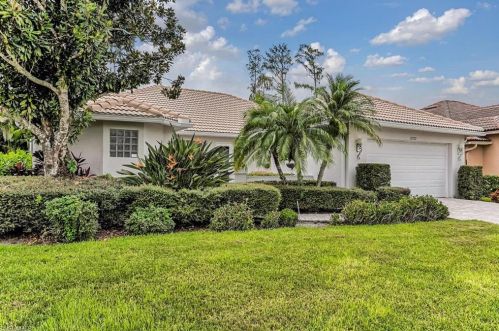 12732 Hunters Ridge Dr, Bonita Springs, FL 34135-3433