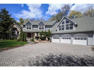 91 Sickletown Rd, Orangeburg, NY 10962-1008