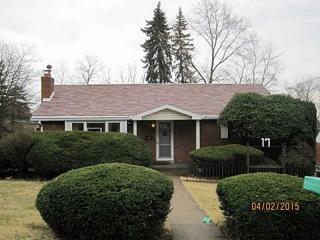 17 Barton Dr, Pittsburgh, PA 15221-2517