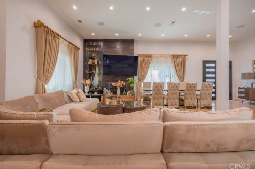 3411 Chevy Chase Dr, Glendale CA  91206-1418 exterior