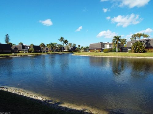 4330 Chantelle Dr, Naples FL  34112-7187 exterior