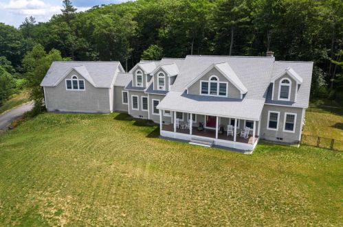 141 Riverwood Dr, New Hampton, NH 03256-4109
