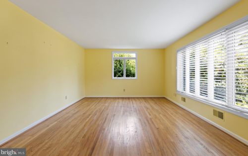 144 Oldbury Dr, Wilmington DE  19808-1420 exterior