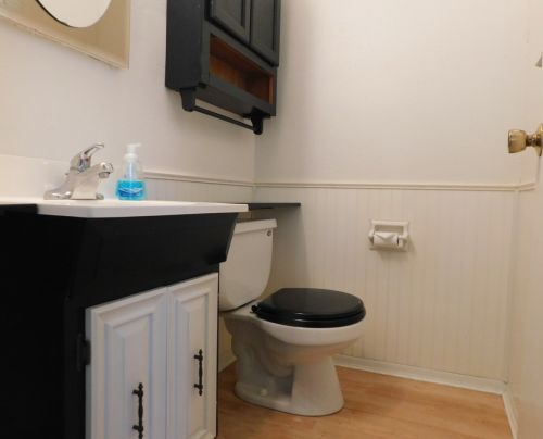 8002 Grn Tree Rd, Milwaukee WI 53223-4926 exterior