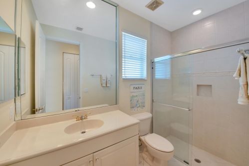 7110 Veneto Dr, Boynton Beach FL  33437-3741 exterior