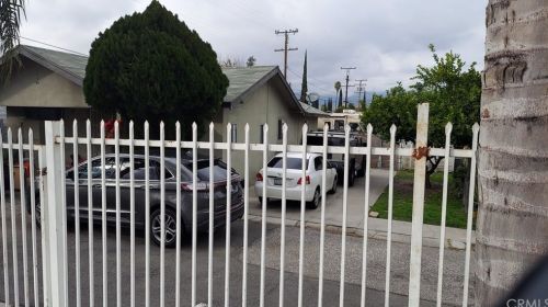 980 Base Line St, San Bernardino CA  92410-3917 exterior