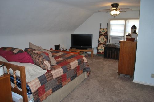 521 Hampton St, Fairmont MN  56031-3835 exterior