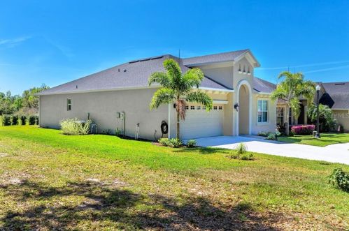 1002 Stoney Creek Dr, Lakeland, FL 33811-2329