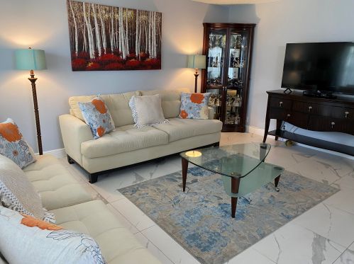 579 Normandy M, Delray Beach FL  33484-4835 exterior
