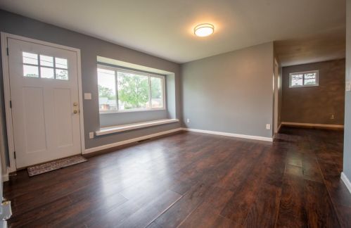 4624 Clayton Dr, Cincinnati, OH 45244-1404