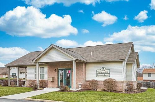 1023 Timberwood Dr, Beaver Falls PA 15010-1613 exterior