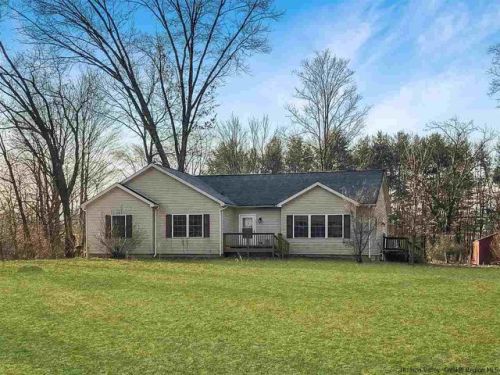 37 Samsonville Rd, Kerhonkson, NY 12446-2645