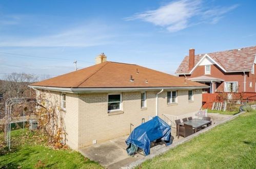 5135 Interboro Ave, Pittsburgh PA 15207-2327 exterior