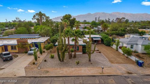 3233 Willard St, Tucson, AZ 85716-3602