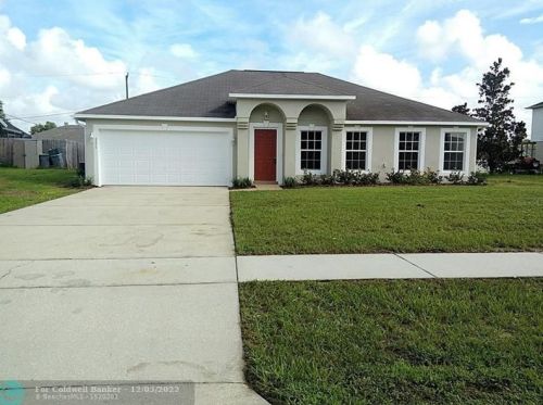 3330 Caldwell St, Deltona, FL 32738-5454