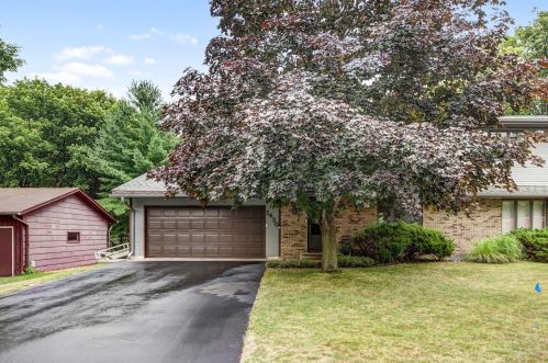 7430 Borman Ave, South Saint Paul, MN 55076-2402