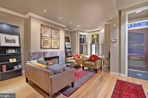 641 A St, Washington, DC 20003-1225