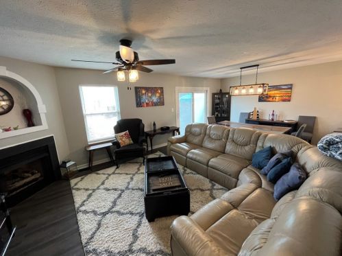 219 Manor View Dr, Manor PA  15665-9731 exterior