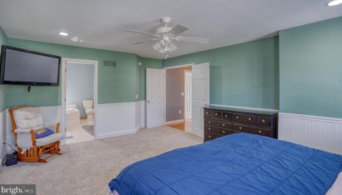 411 Mannering Dr, Dover DE  19901-5409 exterior