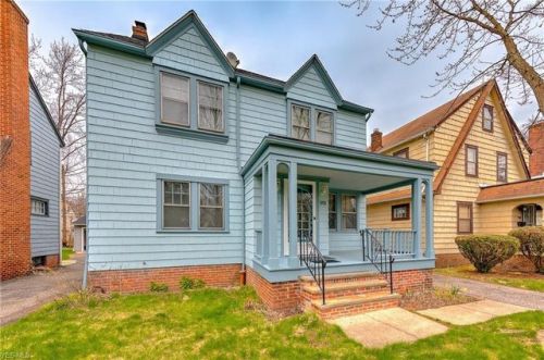 1151 Erieview Rd, Cleveland, OH 44121-2423