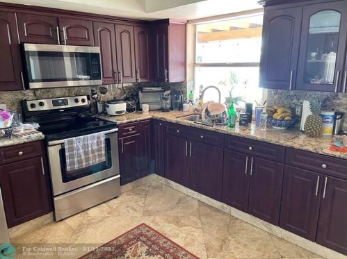 11600 13th Ct, Hollywood FL  33026-2529 exterior