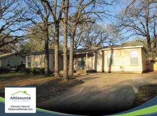 5808 Capital St, Fort Worth TX  76119-6816 exterior