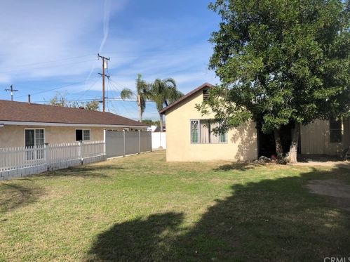 5629 Fostoria St, Bell CA 90201-6229 exterior