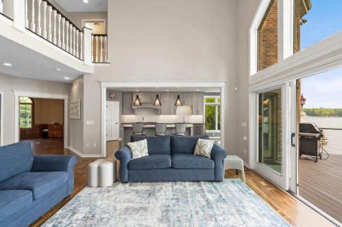 2713 Burries Rd, Chenequa WI  53029-9352 exterior