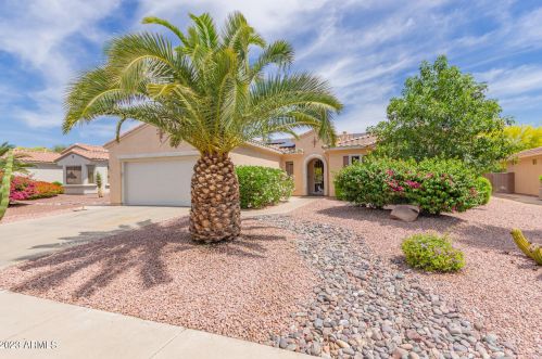 18813 Summerbreeze Way, Sun City, AZ 85374-8601