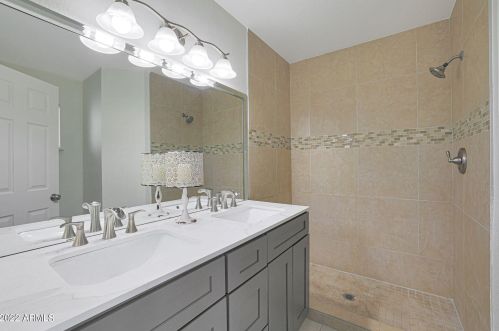 14447 20th St, Phoenix AZ 85006-2002 exterior