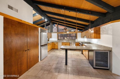 110 Sage Dr, Sedona AZ 86336-7080 exterior