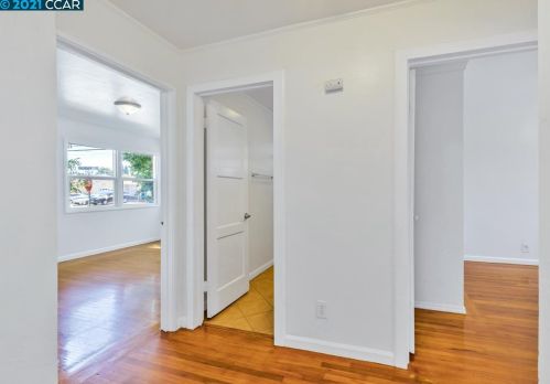 997 Hacienda Ave, San Lorenzo CA  94580-2856 exterior