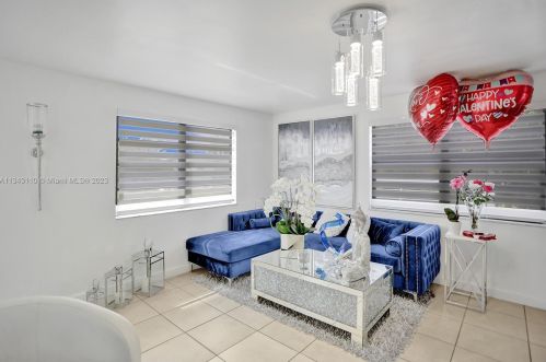 921 18th St, Hialeah FL  33010-2322 exterior