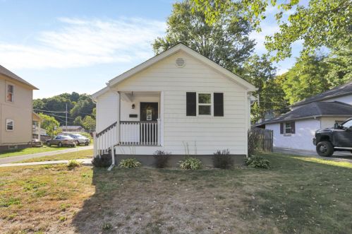 431 Oak St, Hide Away Hills, OH 43107-1039