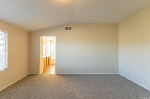 31924 Hyacinth Ct, Lake Elsinore CA  92532-2607 exterior