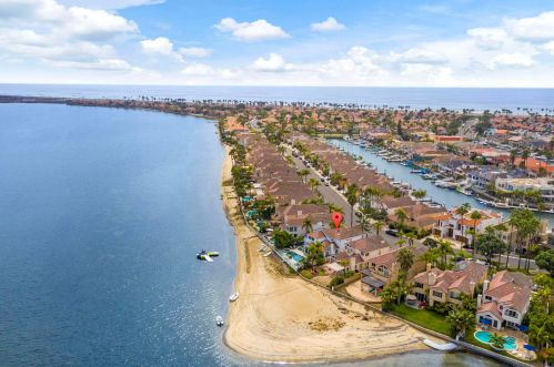 17 Spinnaker Way, San Diego, CA 92118-3265