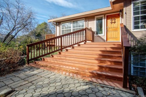 1340 El Dorado Rd, Ukiah, CA 95482-7562