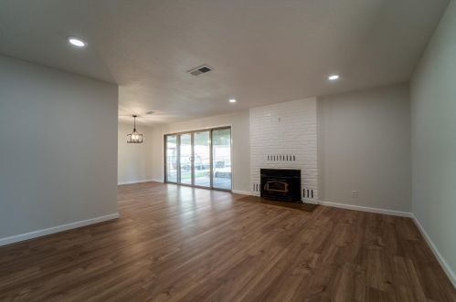 5215 Ve Ave, Oroville, CA 95966-7130