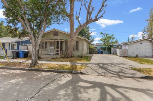 6311 Pierce Ave, Whittier, CA 90601-3318