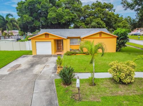 10260 56th St, Pinellas Park, FL 33782-2715