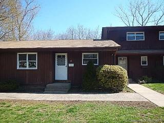 40 Moylan Ct, Hartford, CT 06111-1408